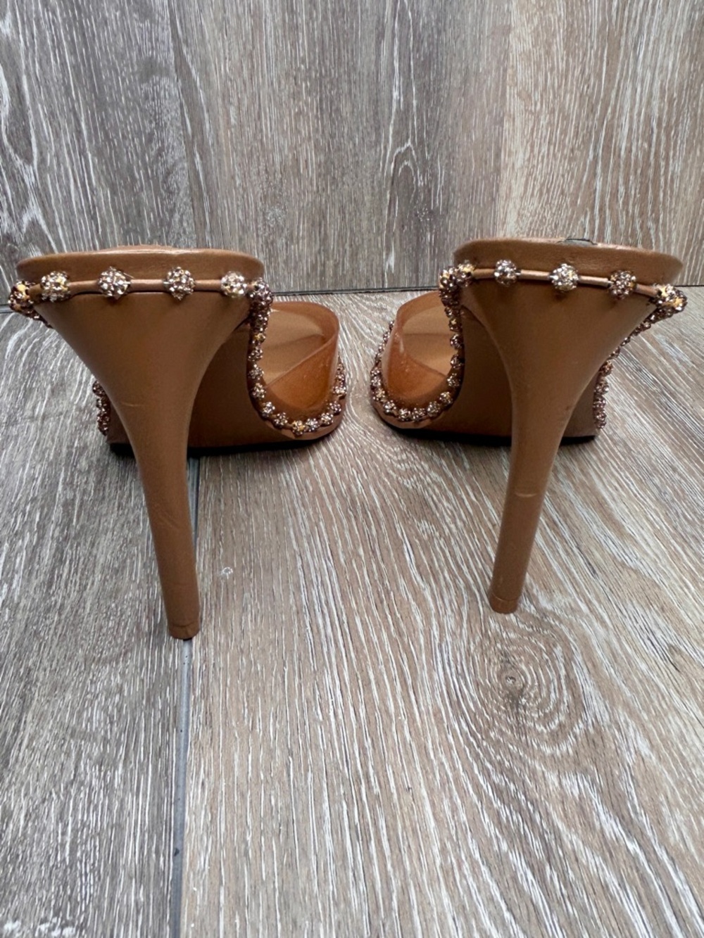 Steve Madden Clear Strap Studded Heels – Nude Tan – Size 11M - Picture 4 of 10
